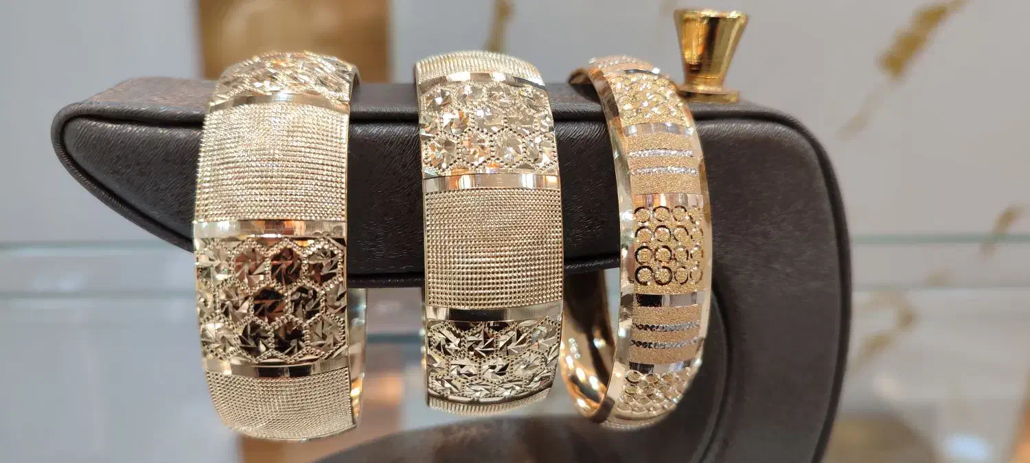 فروش تکپوش طلا با طراحی خاص و چشم‌نواز|جواهرات|دزفول, |دیوار