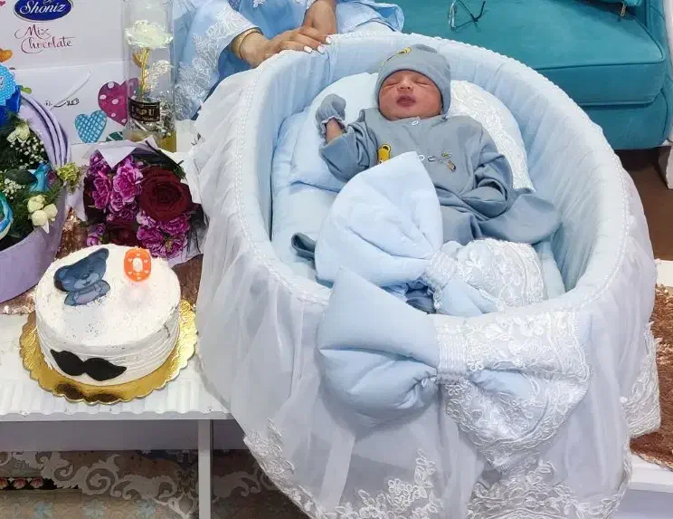 ست لباس مادر با گهواره نوزاد|اسباب و اثاث بچه|زاهدان, |دیوار