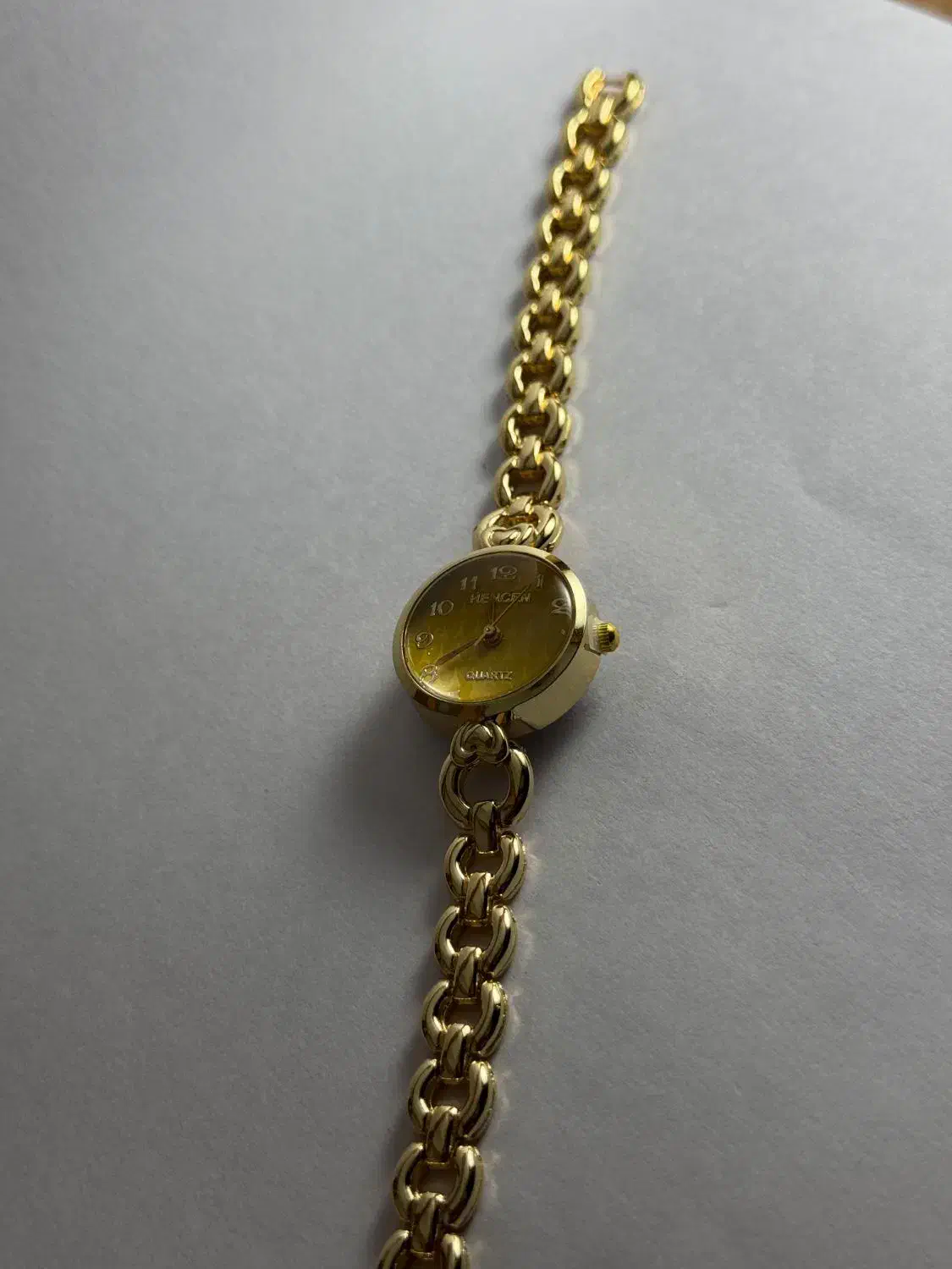 ساعت جواهری طلایی زنانه|ساعت|لنگرود, |دیوار