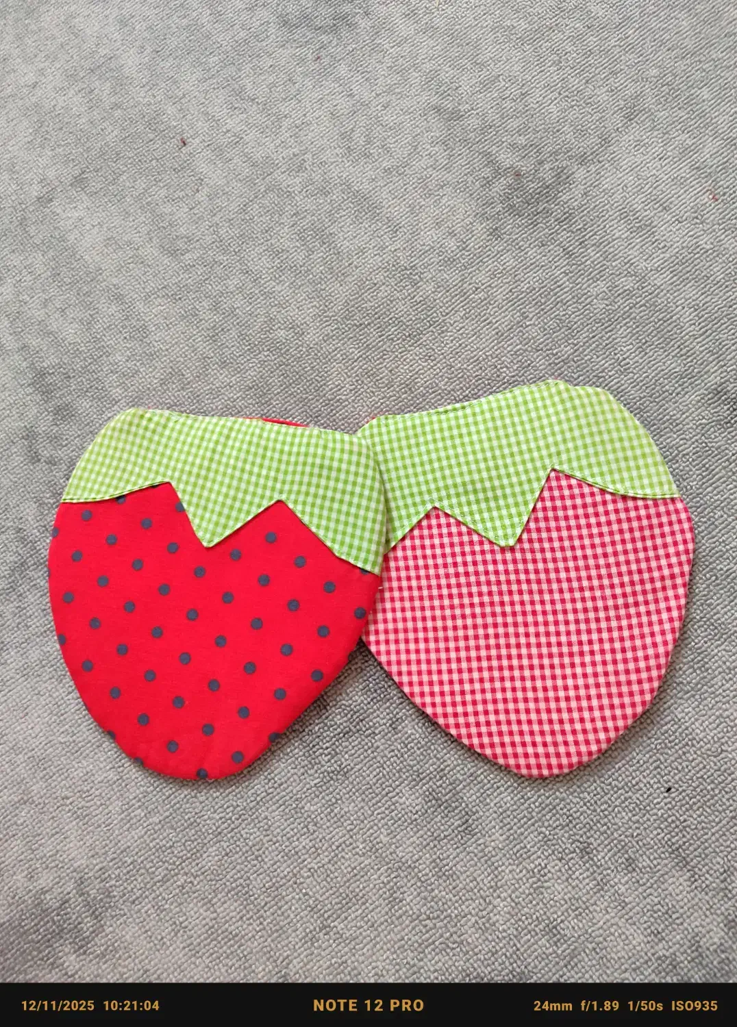 دستگیره آشپزخانه طرح توت فرنگی|سفره، حوله، دستمال آشپزخانه|صدرا-فارس, فاز ۱|دیوار