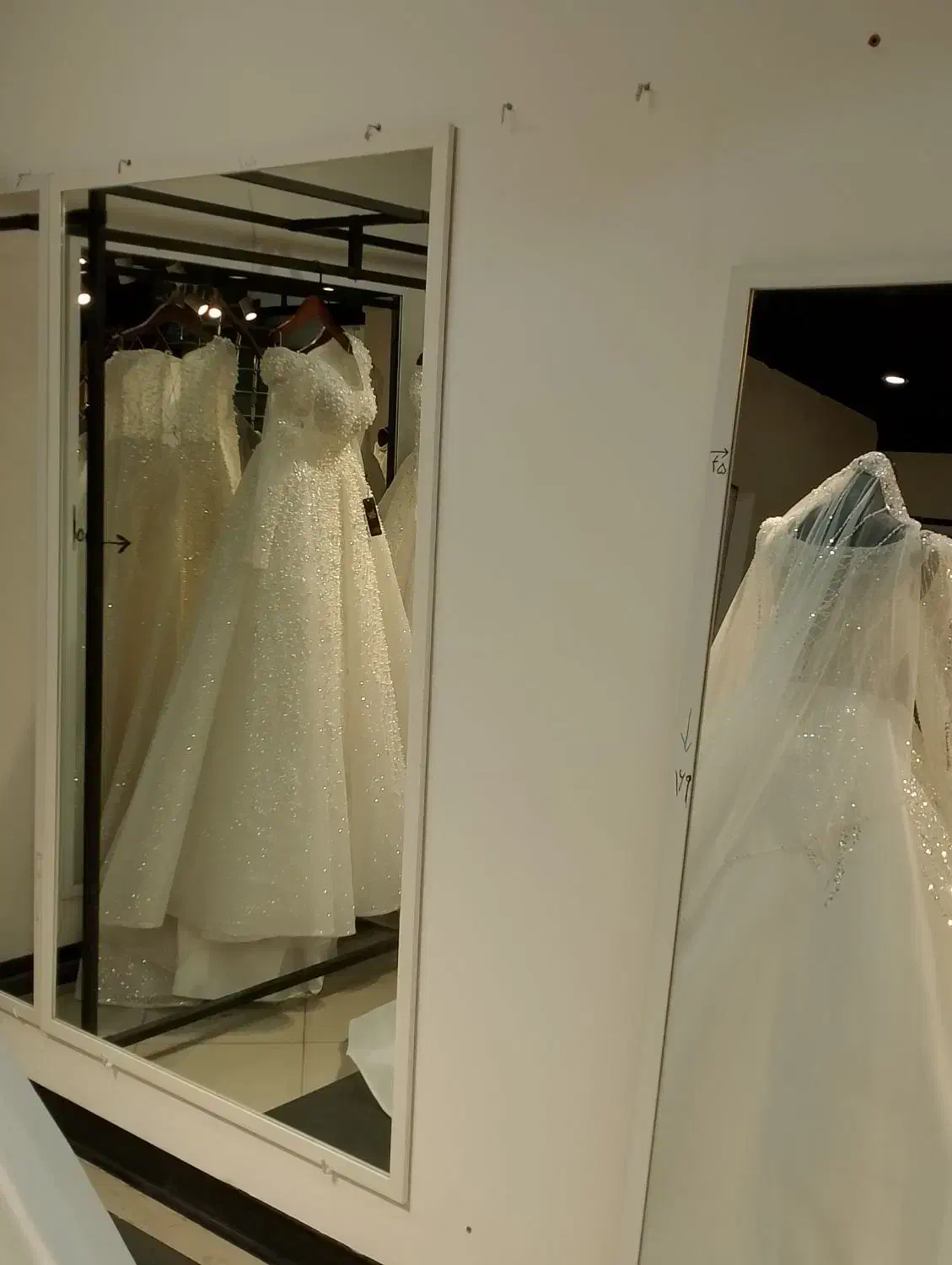 آیینه قدی|آرایشگاه و سالنهای زیبایی|تهران, شیخ هادی|دیوار