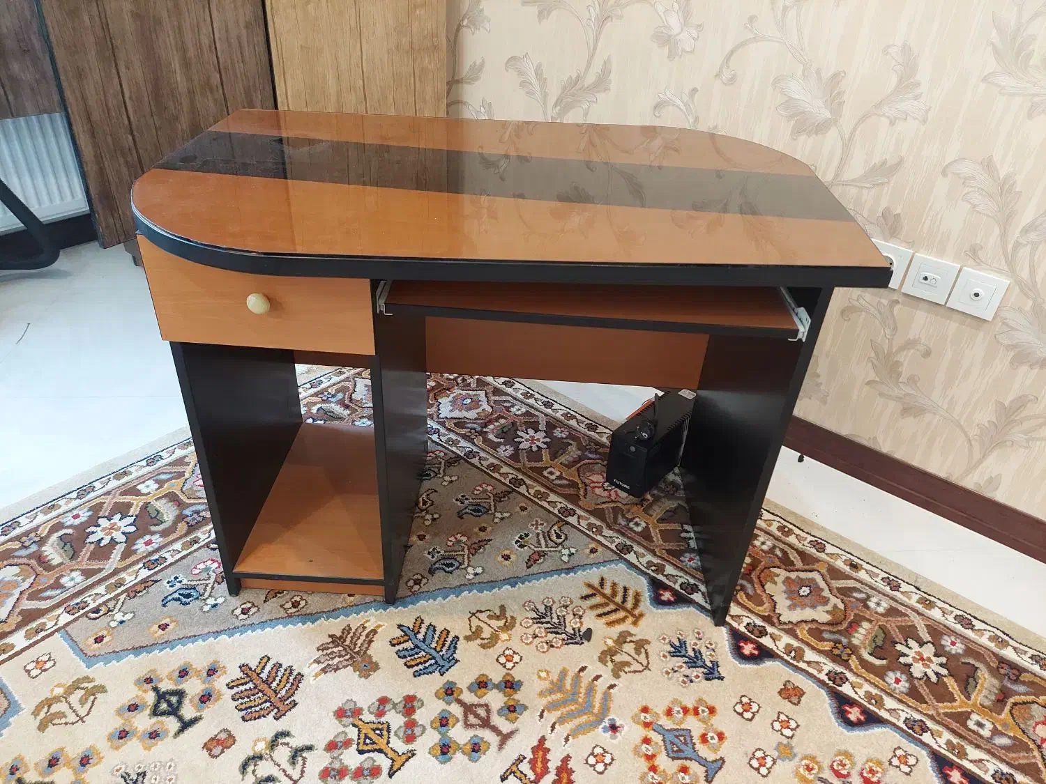 میز کامپیوتر و تحریر|میز تحریر و کامپیوتر|نیشابور, شهرک ولیعصر|دیوار