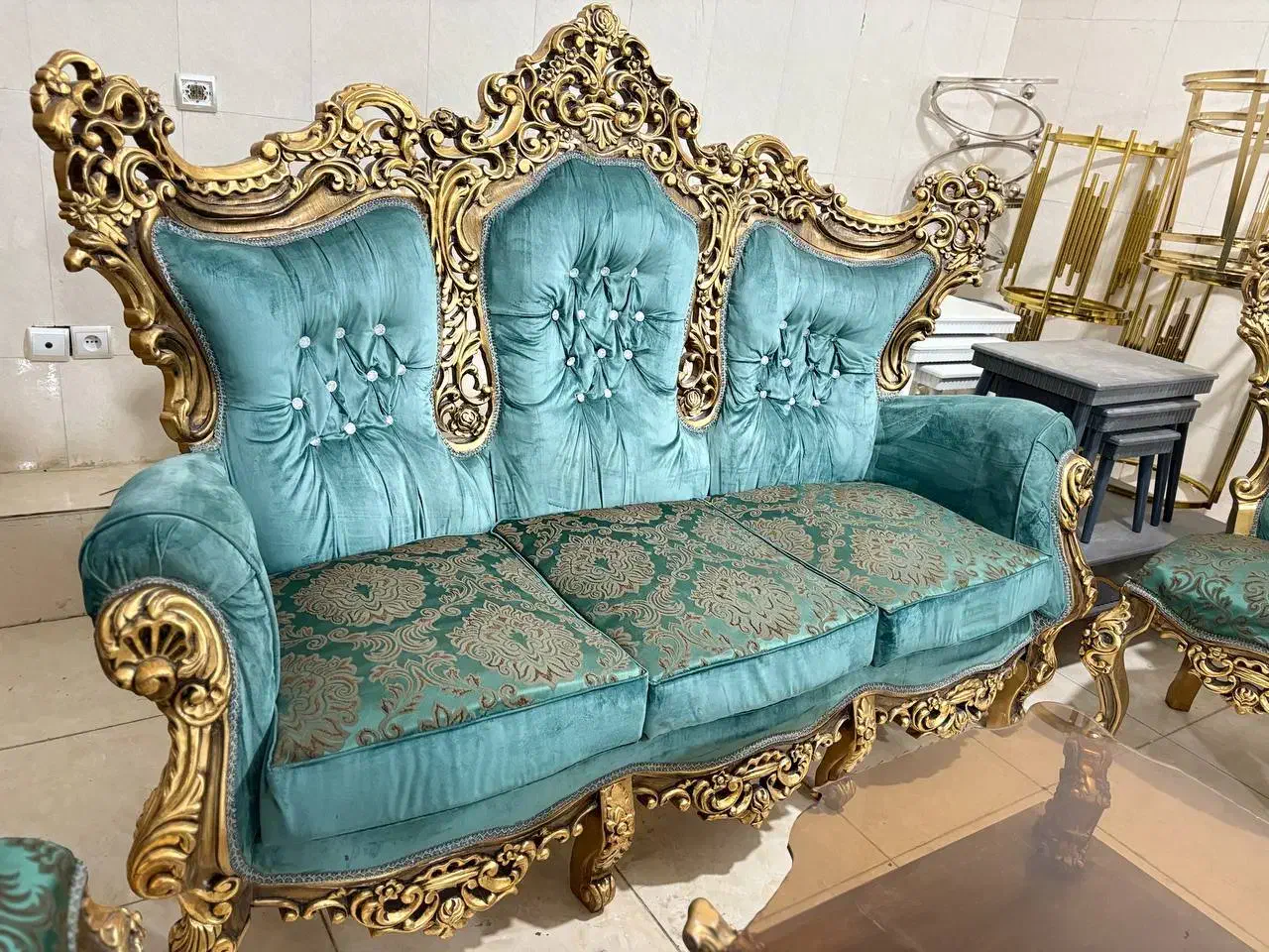 مبل سلطنتی 9نفره نهارخوری ورق طلا با عسلی|مبلمان خانگی و میز عسلی|کرمانشاه, |دیوار