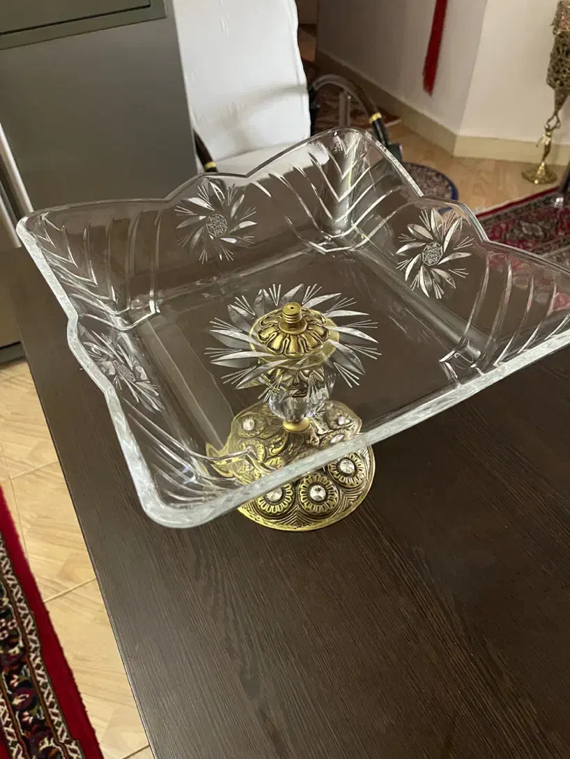 میوه خوری بزرگ پایه برنزی|ظروف سرو و پذیرایی|پرند, فاز ۵|دیوار