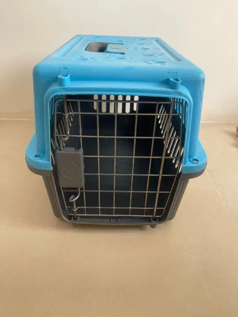 باکس سگ و گربه کاملا سالم|لوازم جانبی حیوانات|پردیس, فاز ۱۱|دیوار