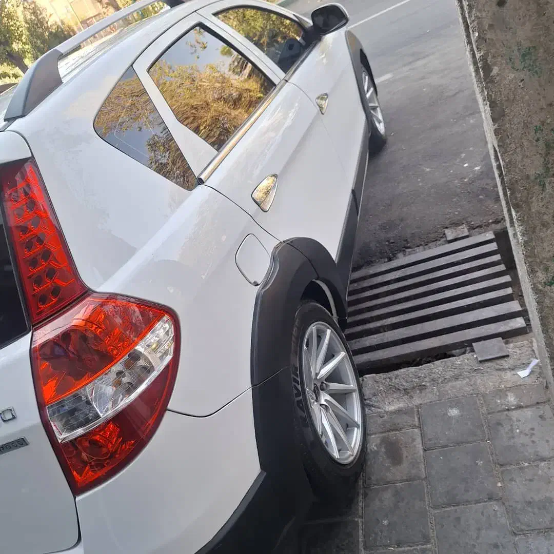 اچ سی کراس مدل ۹۷|خودرو سواری و وانت|تهران, آهنگ|دیوار