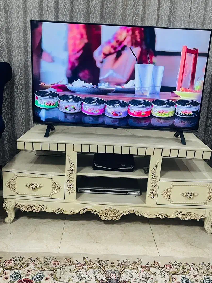 ویترین و میز تلویزیون|میز تلویزیون|رشت, باهنر|دیوار