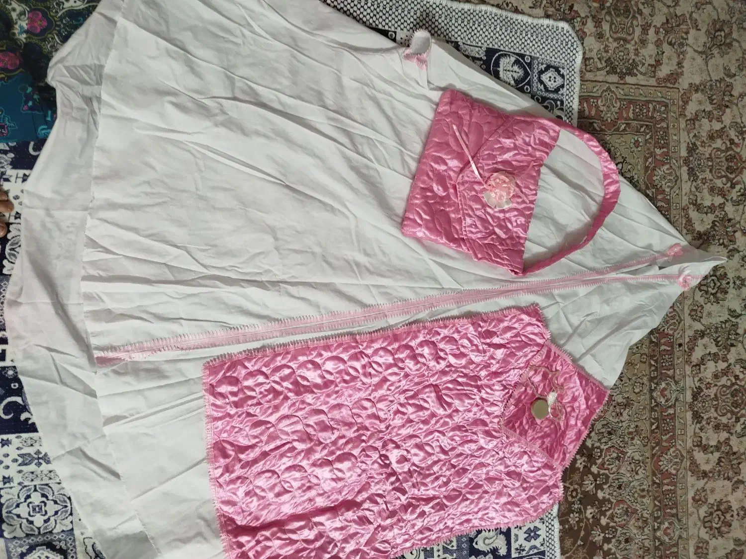 سجاده نماز وچادر|لباس|الوند, |دیوار