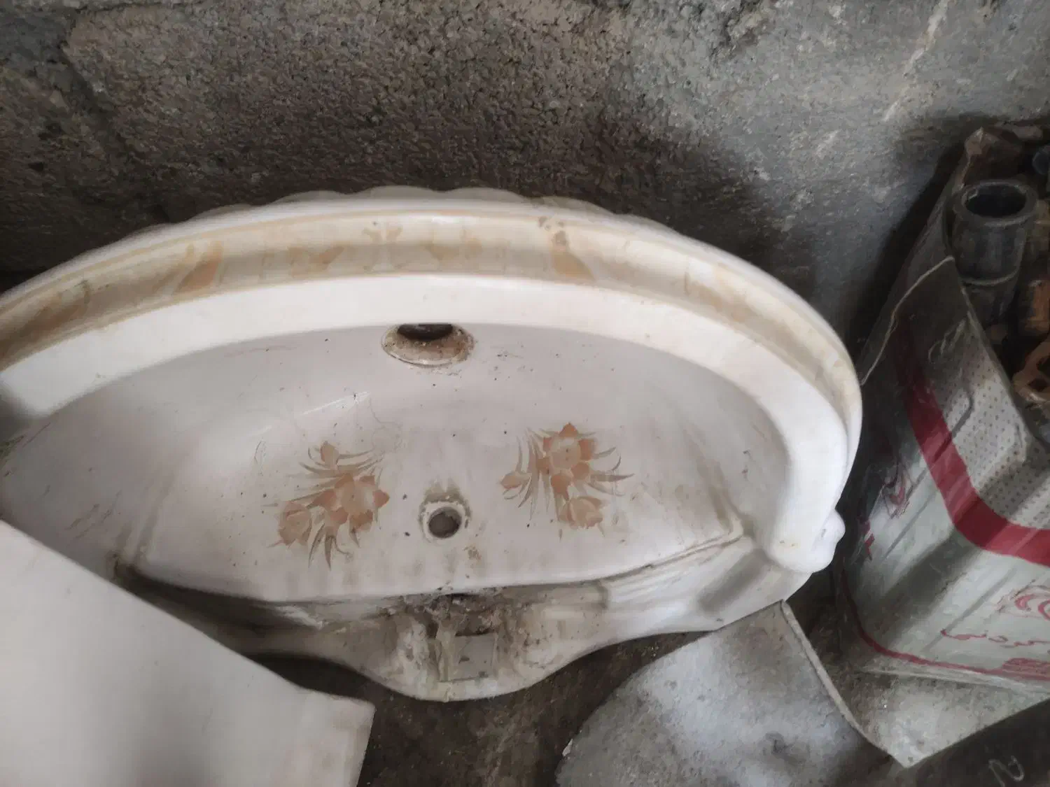 سنگ روشوری نو در حد نو|لوازم سرویس بهداشتی|برازجان, |دیوار