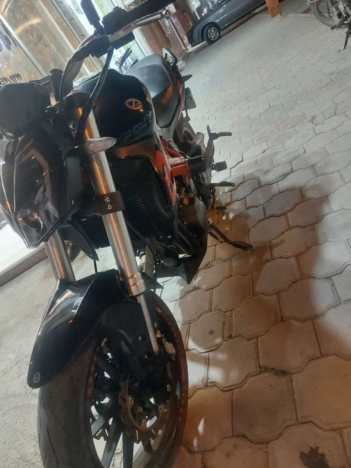 موتور بنلی ۳۰۰ مدل ۱۳۹۹ کارکرد۳۳ تاکار اس بدون خرج|موتورسیکلت|کاشان, شهید زجاجی|دیوار