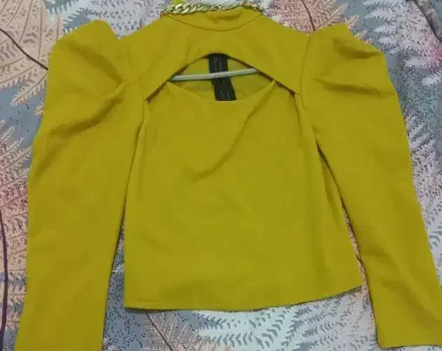 لباس|لباس|میانه, |دیوار