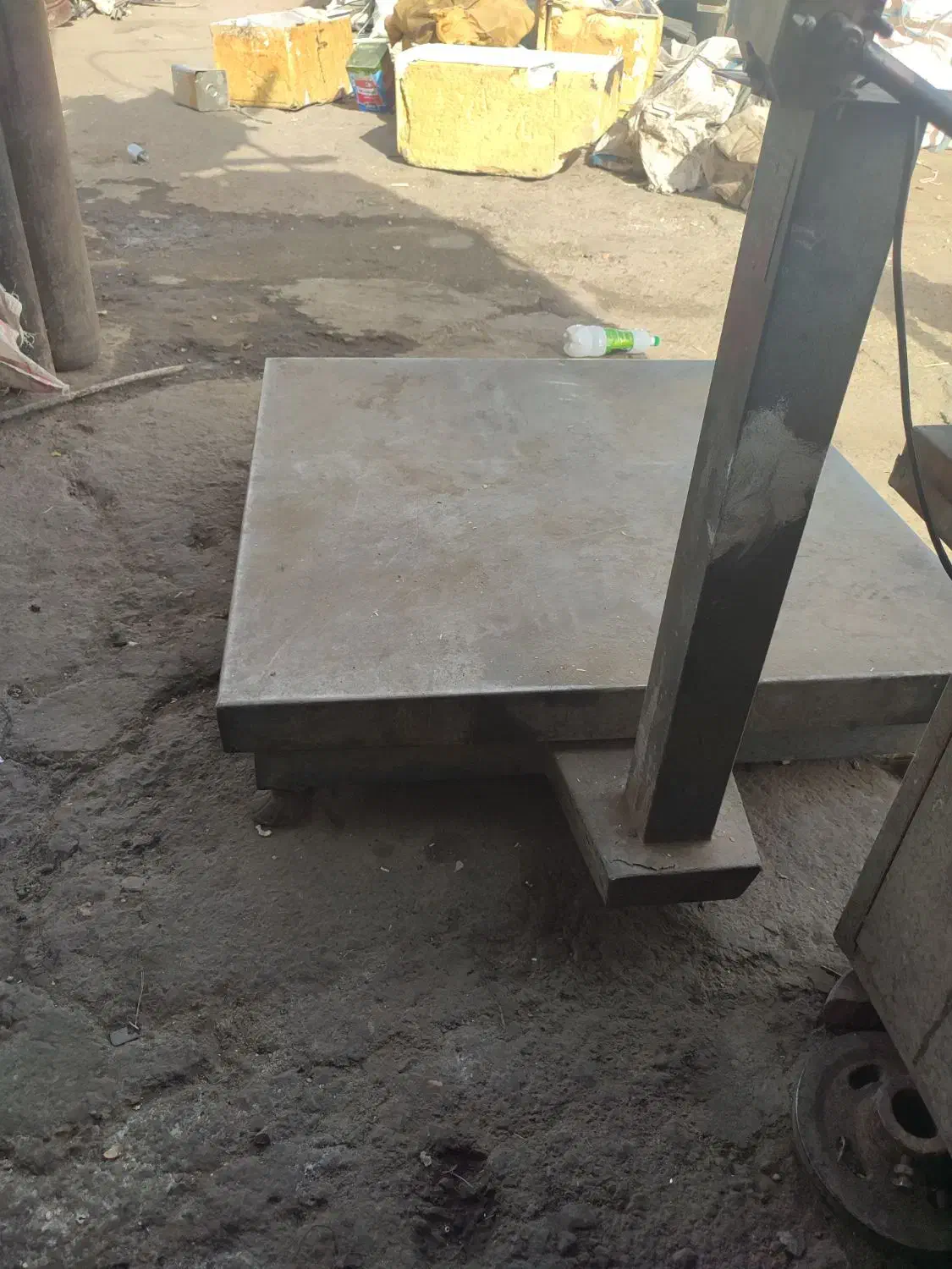 کارگر برای کار در انبار ضایعات|استخدام صنعتی، فنی، مهندسی|تربت جام, شاهد|دیوار