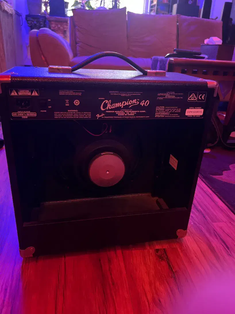 امپیلی Fender chmapion 40|گیتار، بیس، امپلیفایر|رشت, جهاد|دیوار