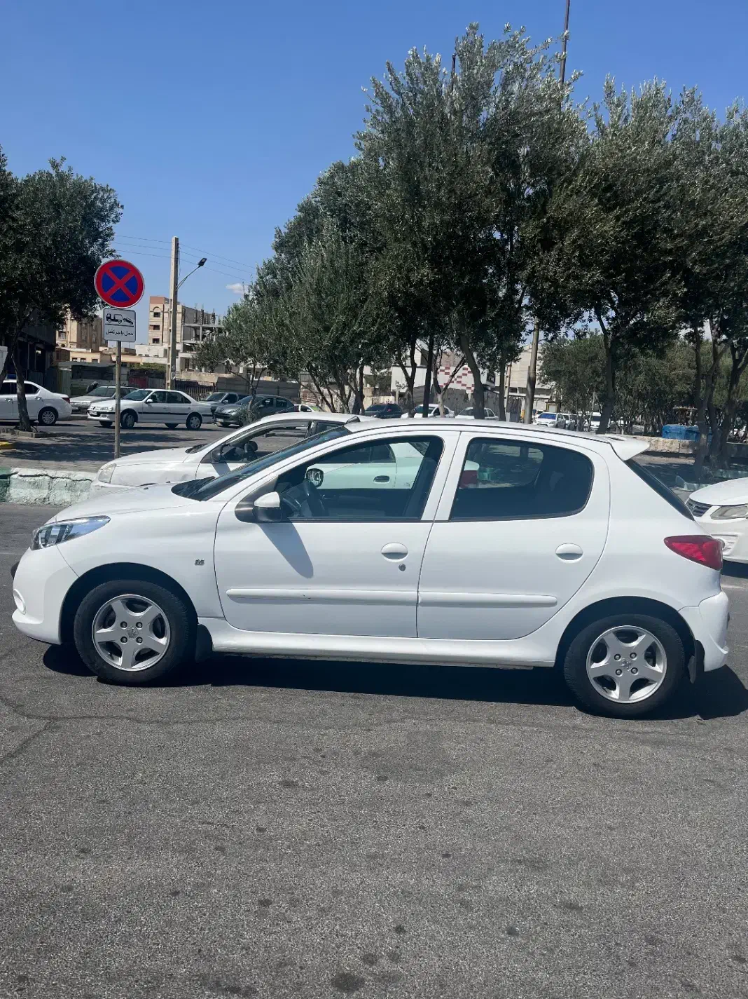 207 مدل ۹۸ بیرنگ|خودرو سواری و وانت|سمنان, |دیوار