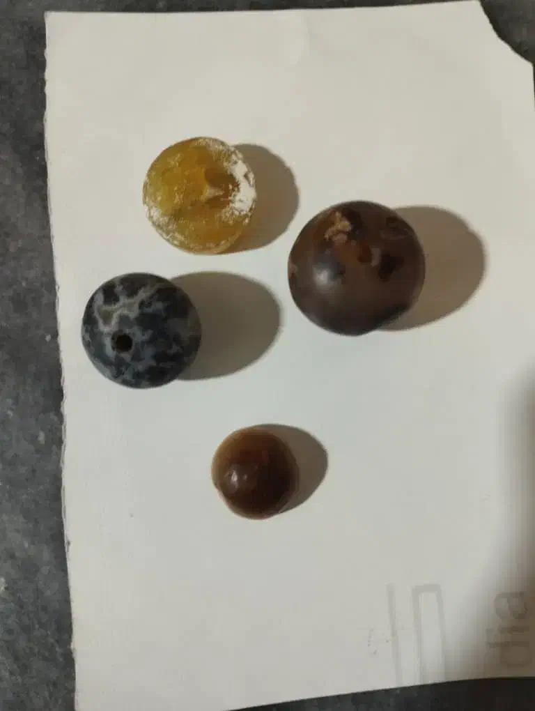 مهره قدیمی|جواهرات|ایذه, |دیوار