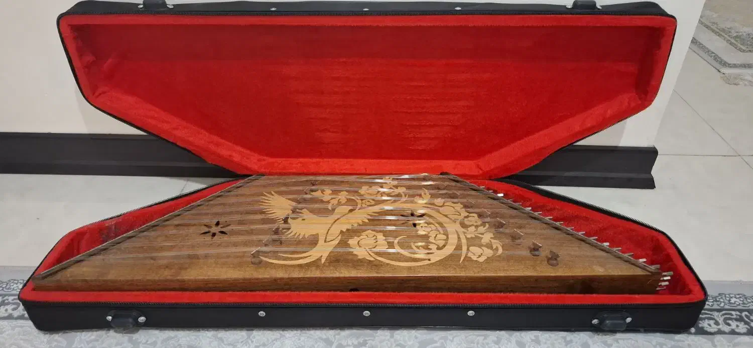 سنتور با مهر وفایی|سازهای سنتی|یاسوج, |دیوار