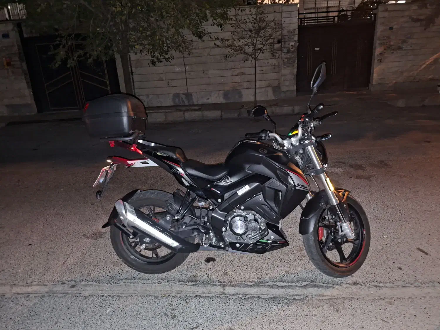 بنلی ۱۸۰s مدل ۱۴۰۳|موتورسیکلت|کرج, گوهردشت|دیوار