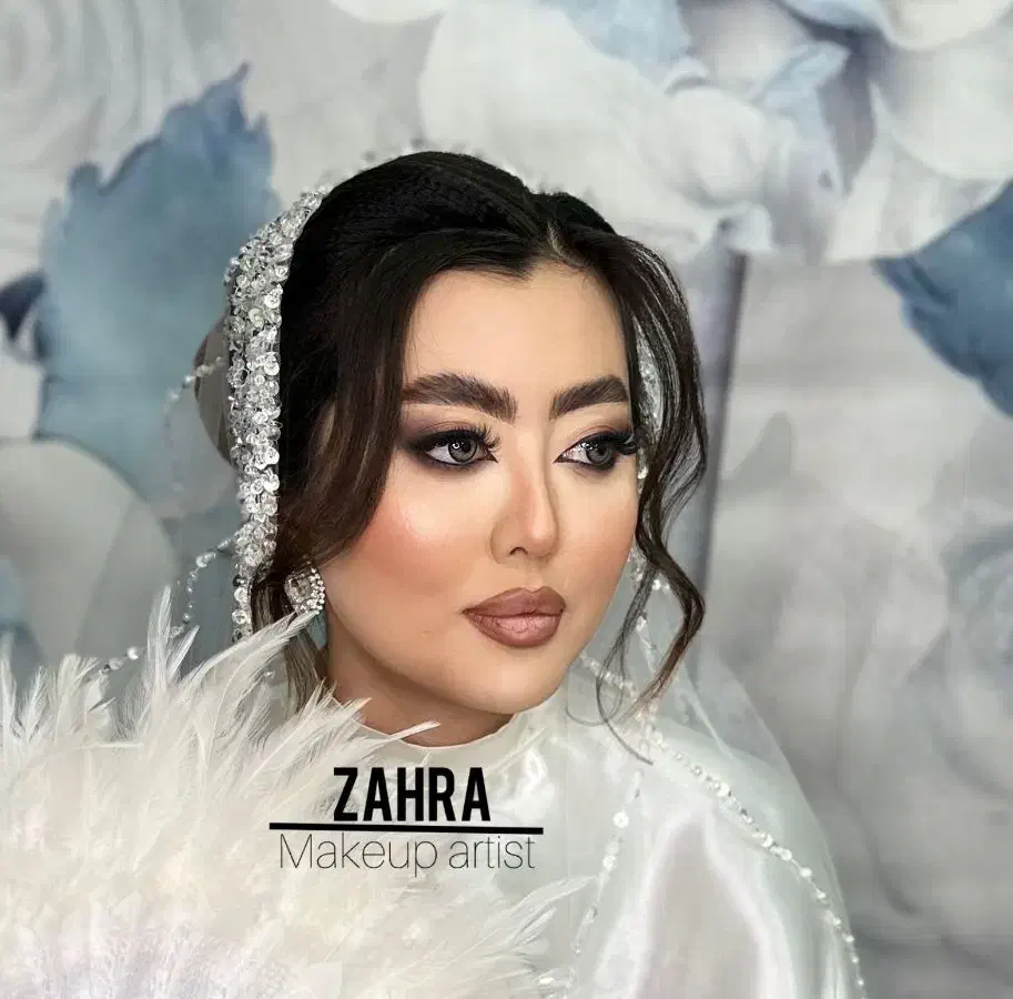 عروس باتخفیف ۵۰ درصدی با مژه ولنز|خدمات آرایشگری و زیبایی|قم, آذر (نکویی)|دیوار