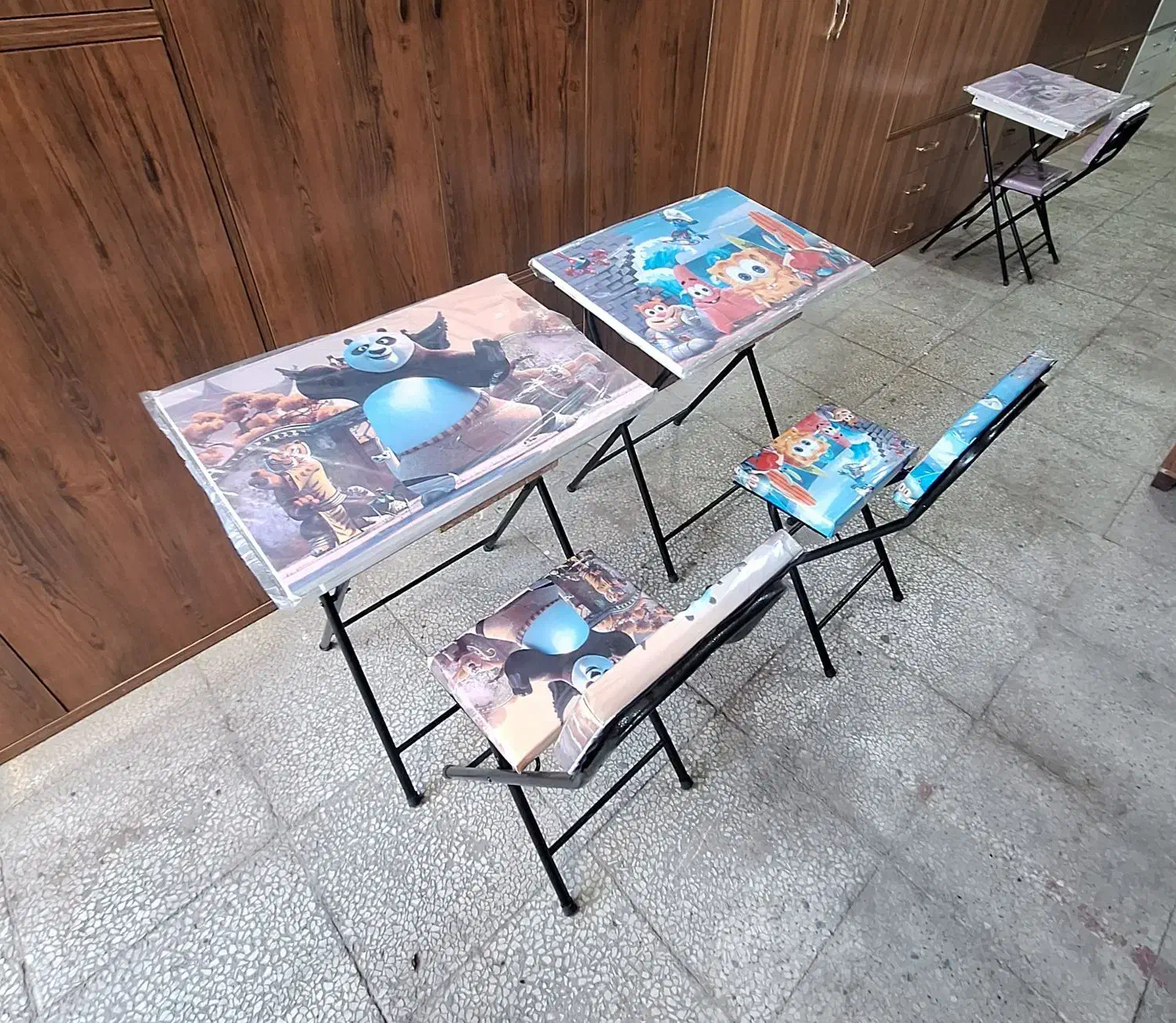 میز تحریر کودک / میز تحریر و صندلی کودک|میز تحریر و کامپیوتر|خمینی‌شهر, |دیوار