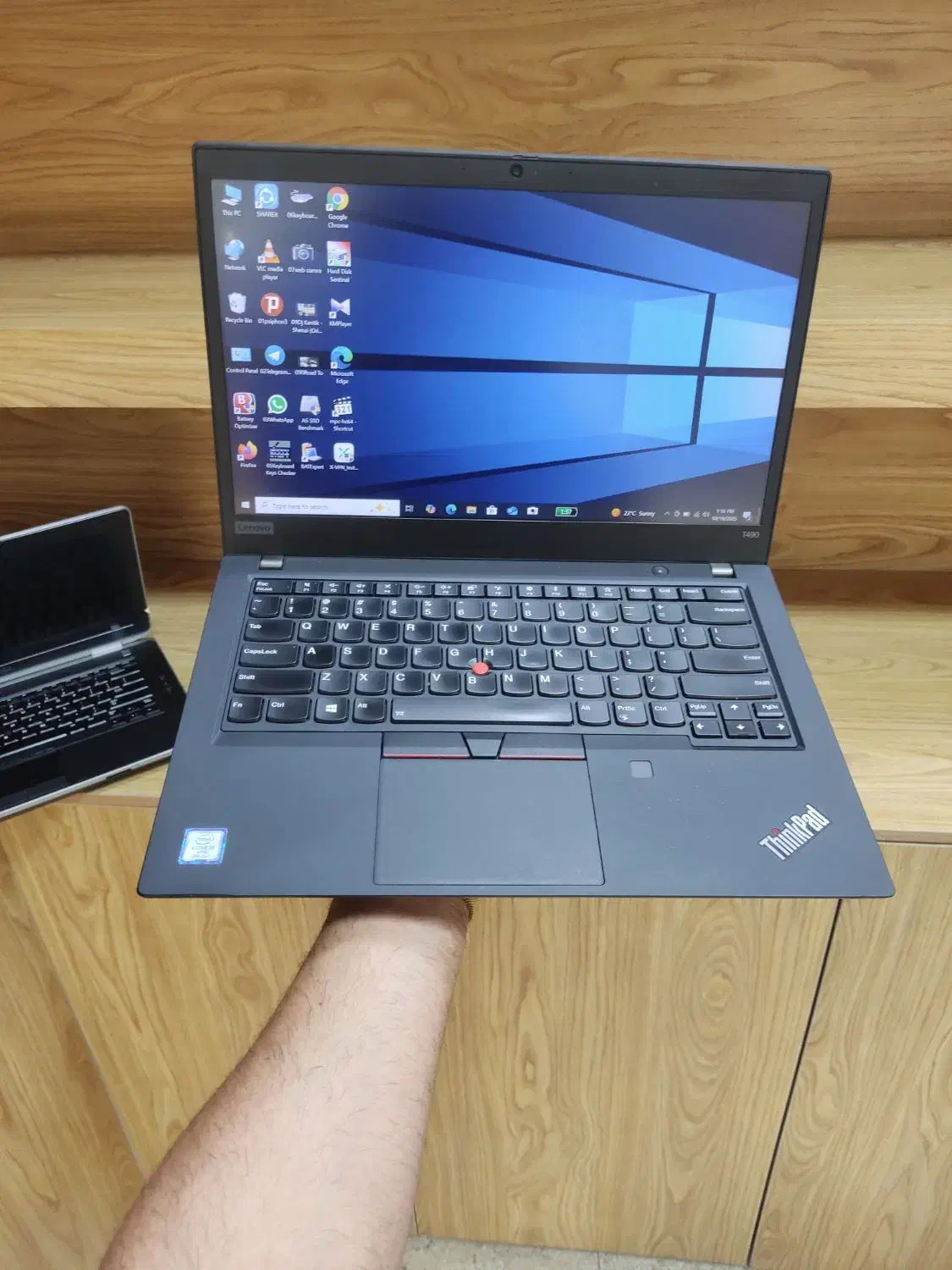 لپتاپLenovo T490 i5نسل۸ رم۱۲/هارد256ssd/سوپراسلیم|رایانه همراه|ری, علایین|دیوار