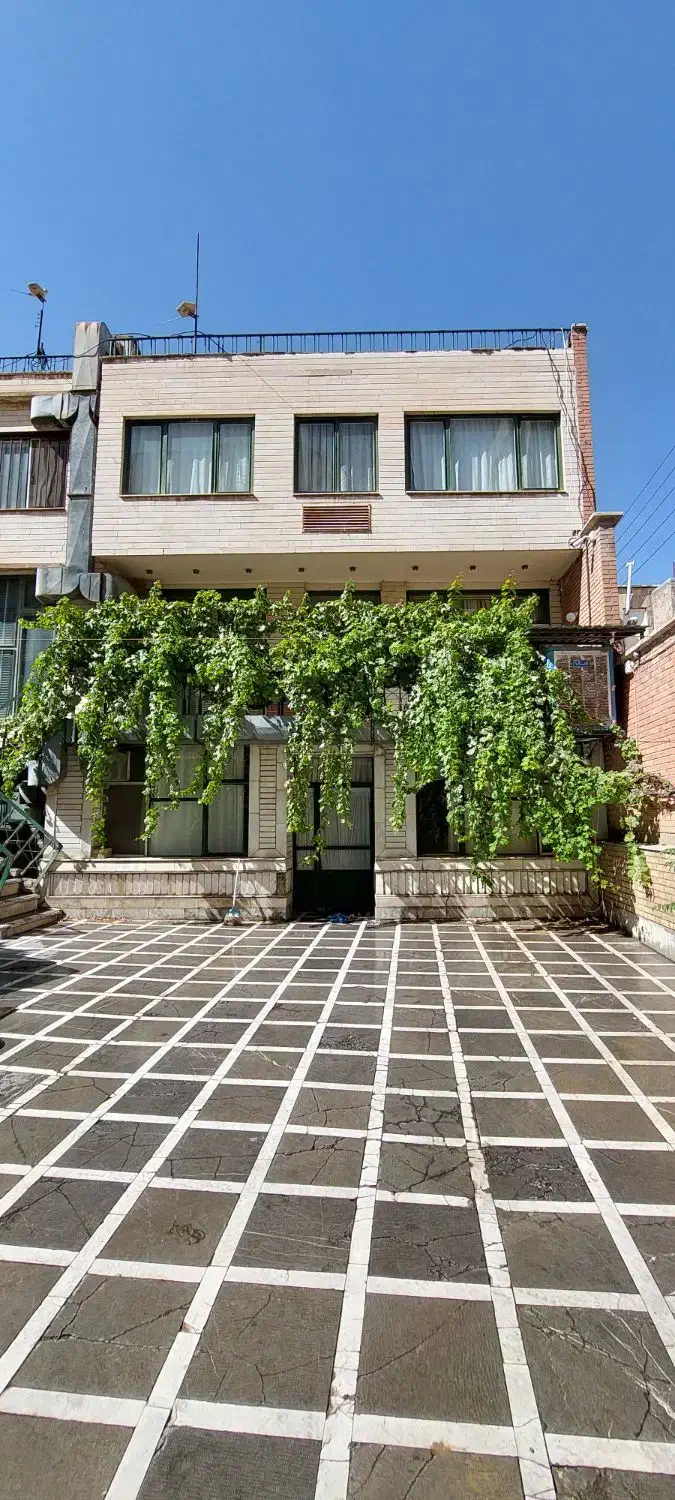 سوییت ۱۷۰ متری ۳ خواب|اجارهٔ کوتاه‌مدت آپارتمان و سوئیت|تبریز, |دیوار