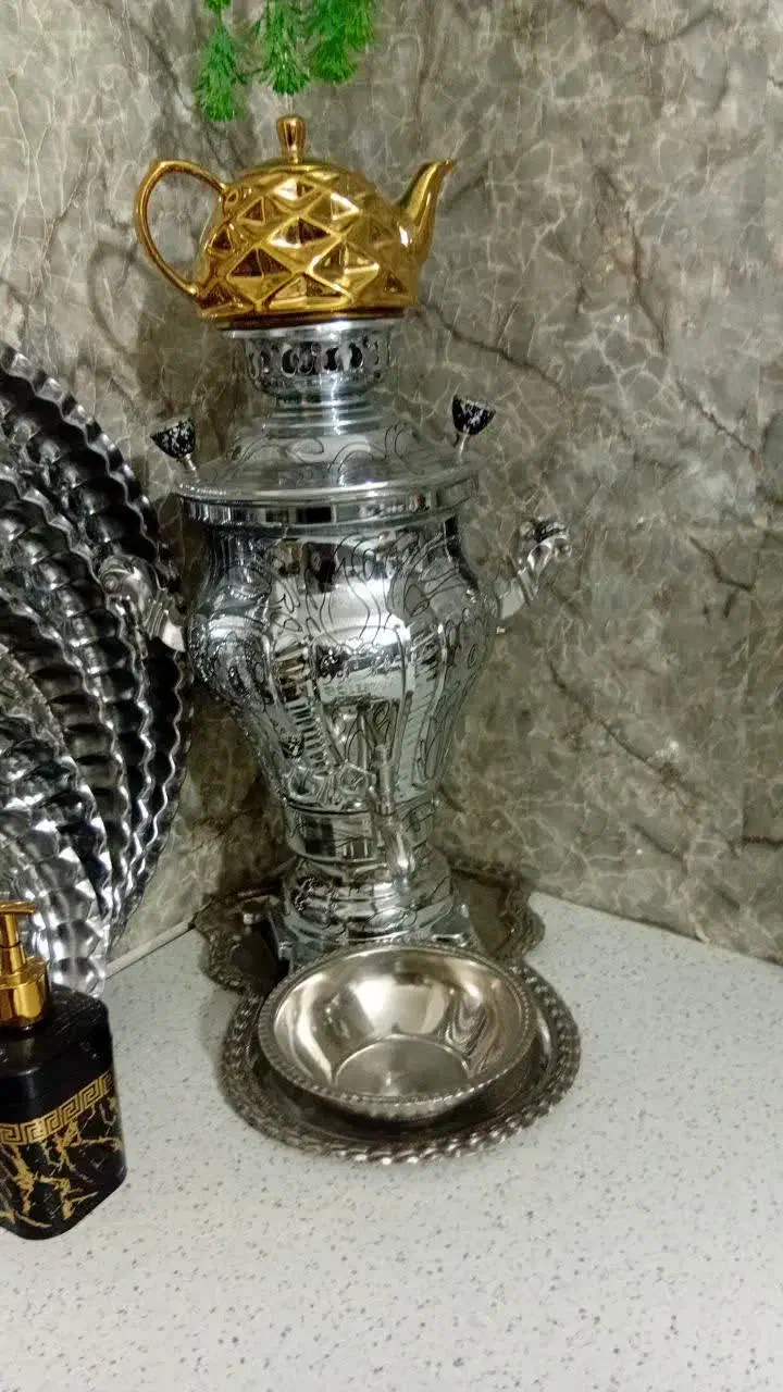 سماور نو استفاده نشده کنار بوده|سماور، چای‌ساز، قهوه‌ساز|قم, امامزاده ابراهیم|دیوار