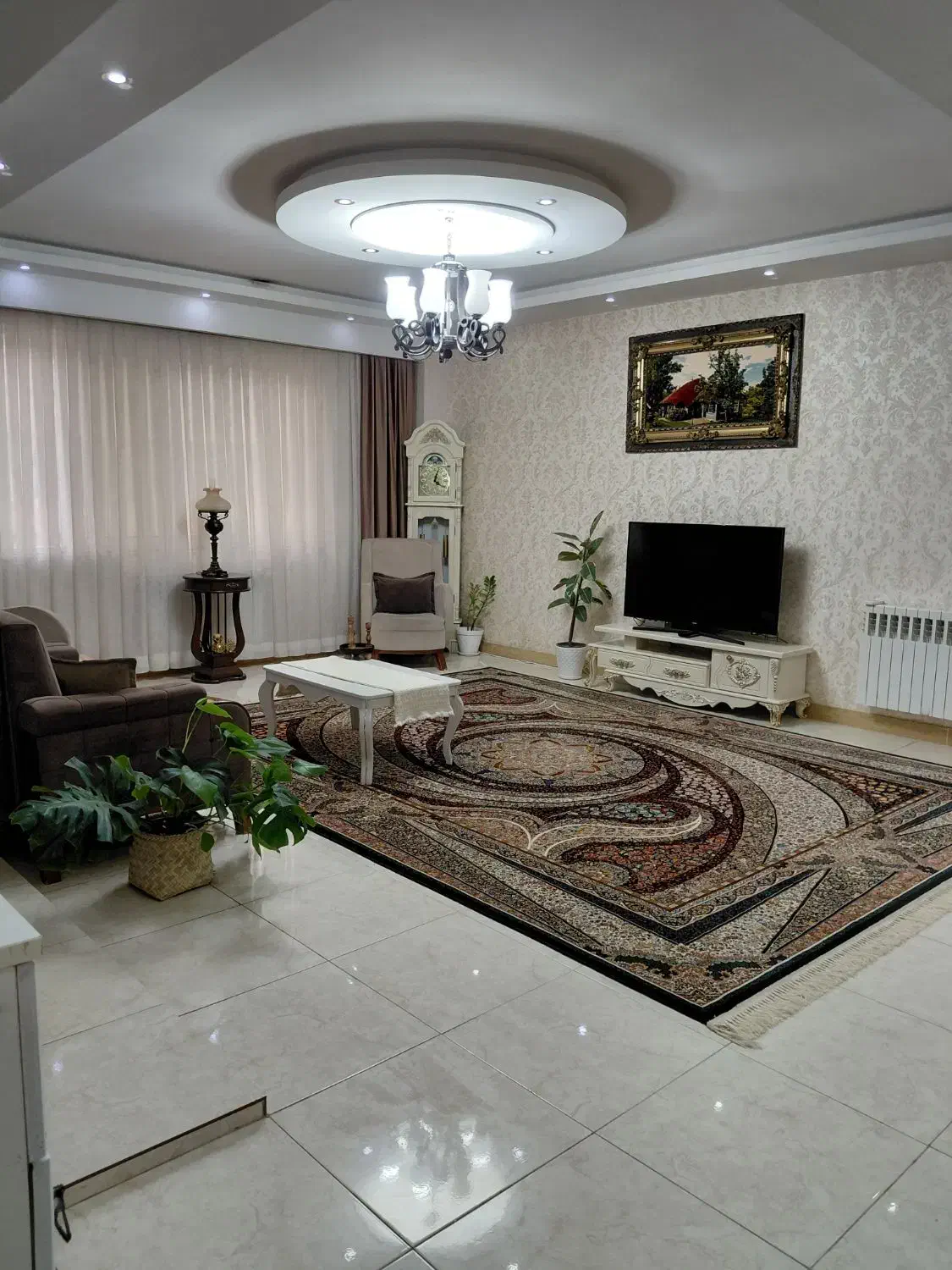 فرش ۱۲ متری|فرش|رشت, پیرکلاچای|دیوار