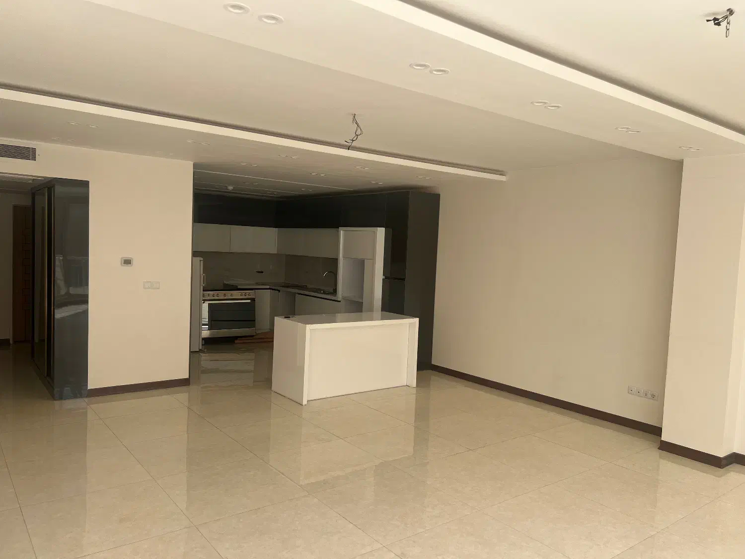 اجاره واحد دو سال ساخت با متریال خوب|اجارهٔ آپارتمان|اصفهان, حسینآباد|دیوار