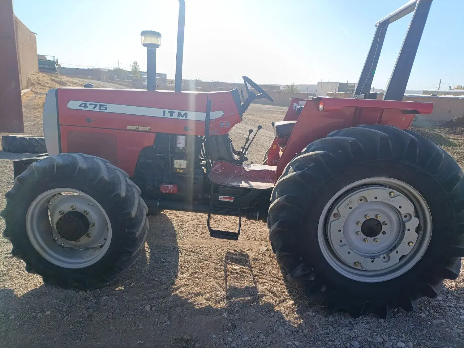 تراکتور 475بدنه اینه متور گیربکس پلمپ در حد صفر|خودرو سنگین|دهگلان, |دیوار