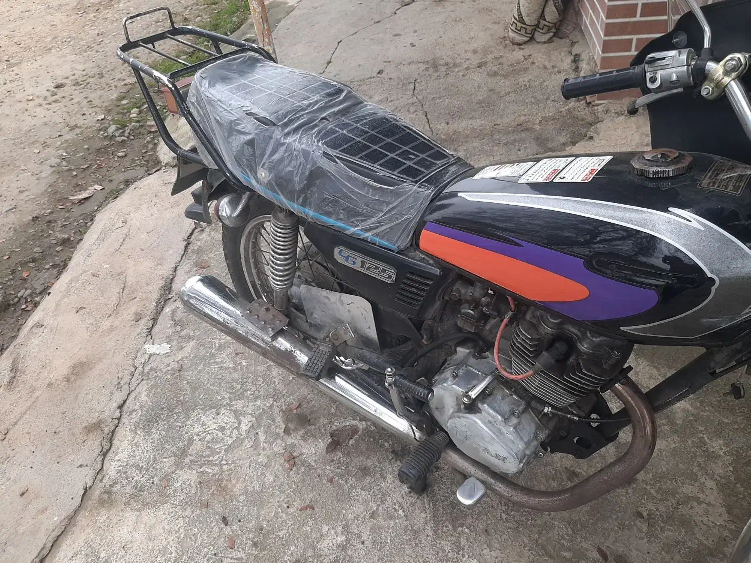 هندا ۱۲۵ مدل ۸۸ پلاک قدیم|موتورسیکلت|رشت, استقامت ۱|دیوار