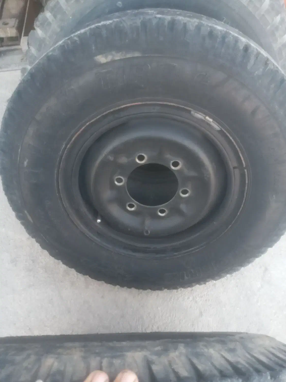 دوعدد لاستیک جلو با رینگ جلو|قطعات یدکی و لوازم جانبی|کوه چنار, |دیوار