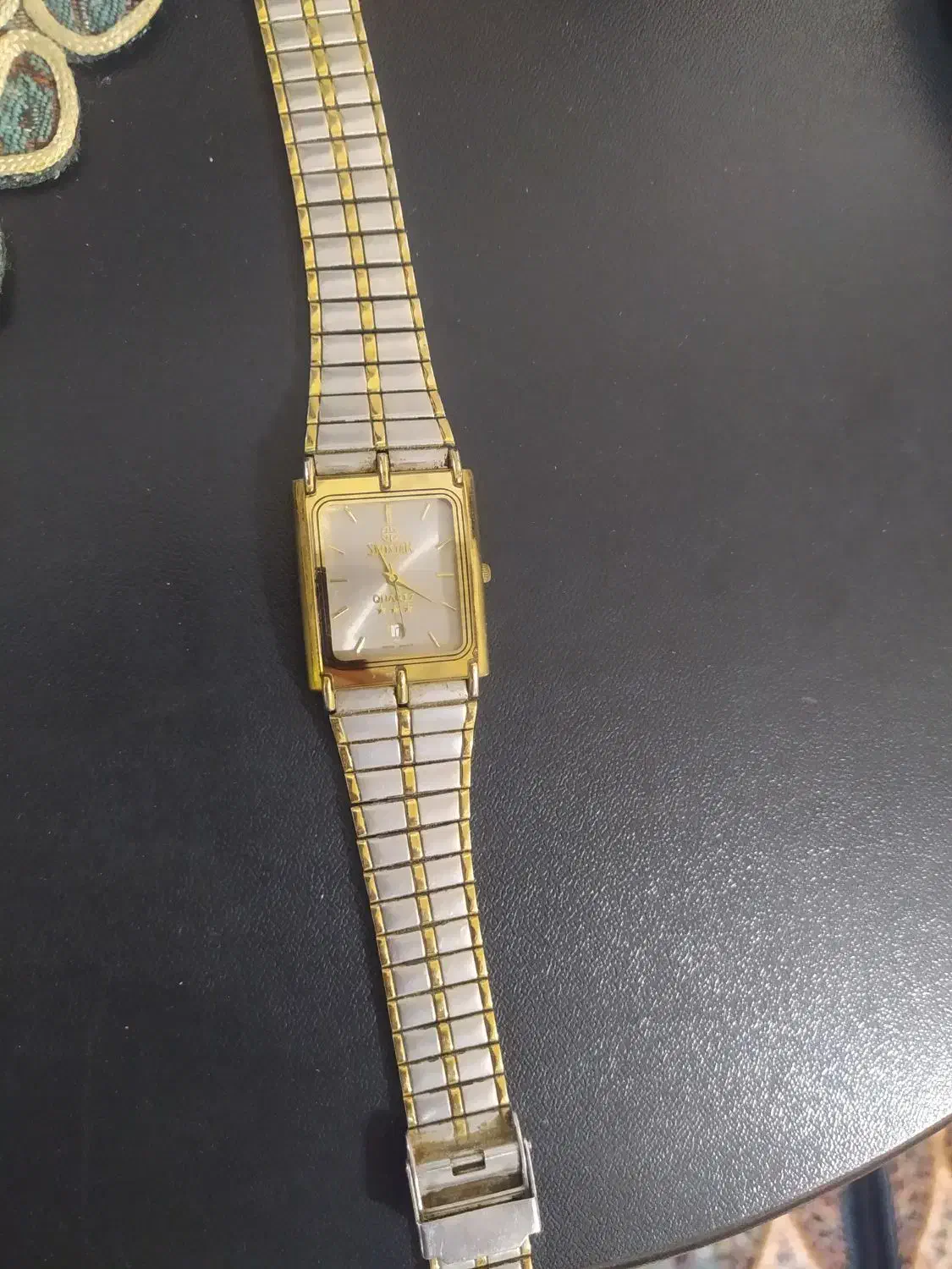 ساعت|ساعت|قم, نخودی|دیوار