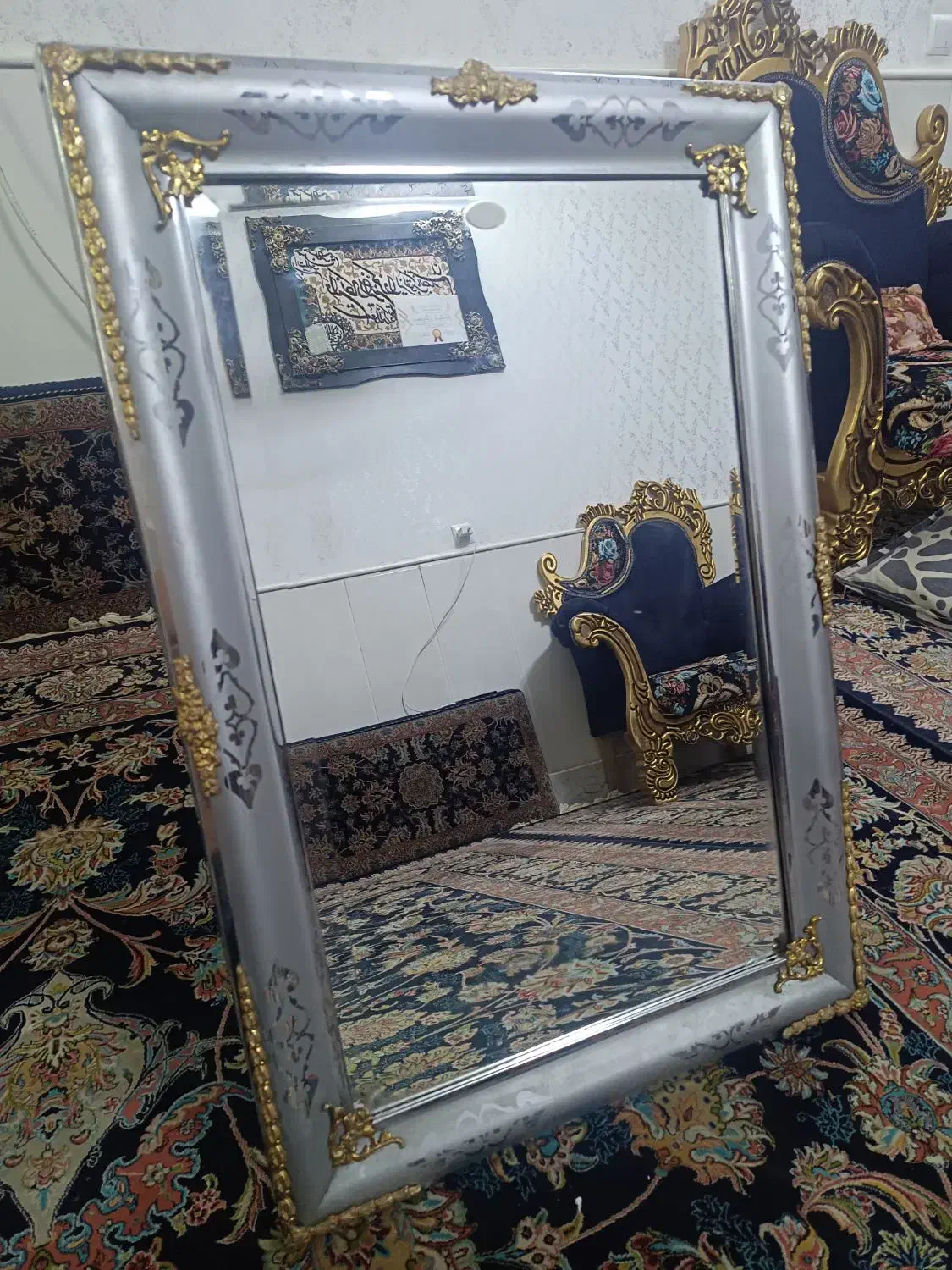 اینه|آینه|قم, عمار یاسر|دیوار