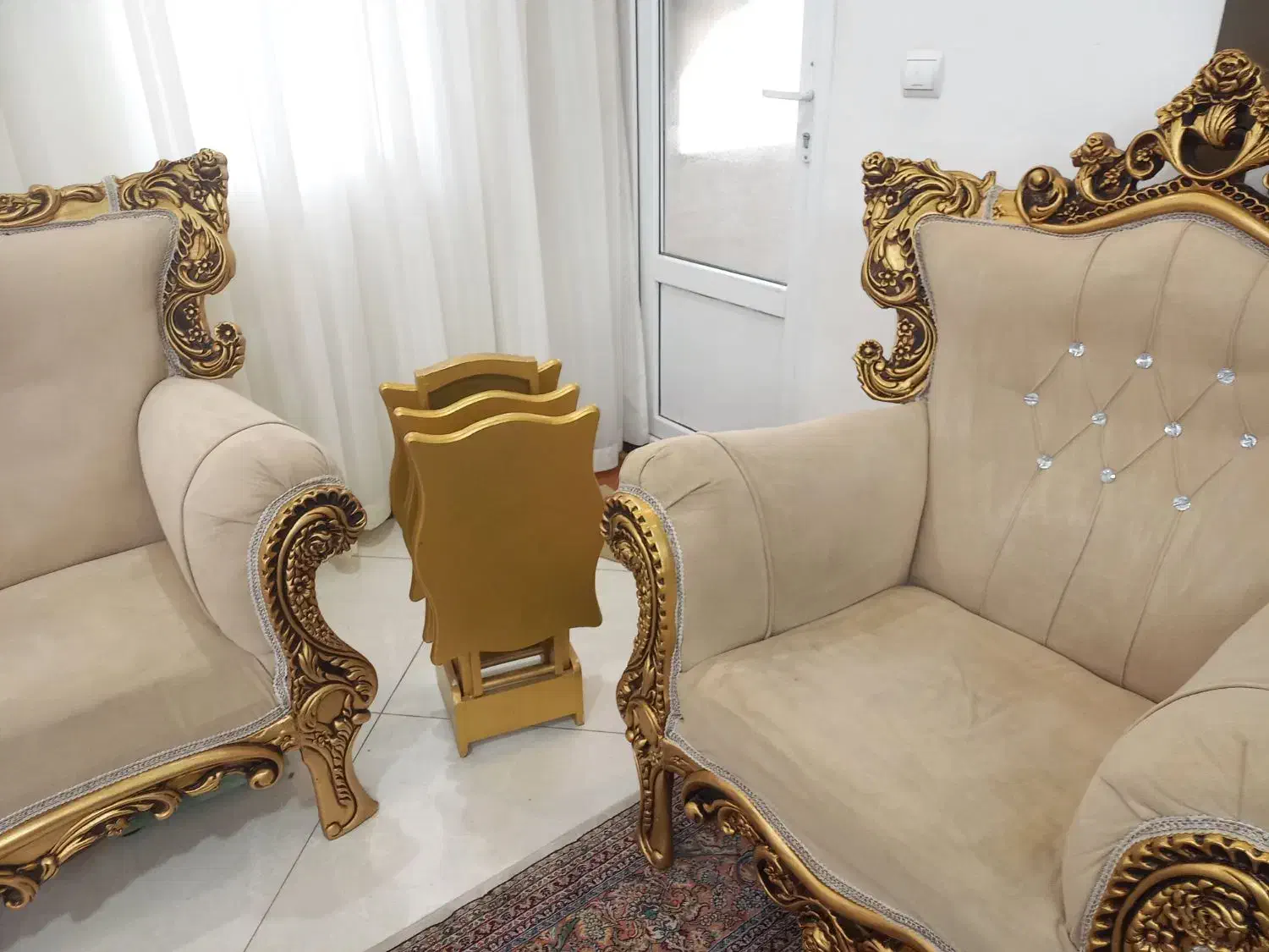 مبل سلطنتی ۷ نفره طلایی|مبلمان خانگی و میز عسلی|بیرجند, |دیوار