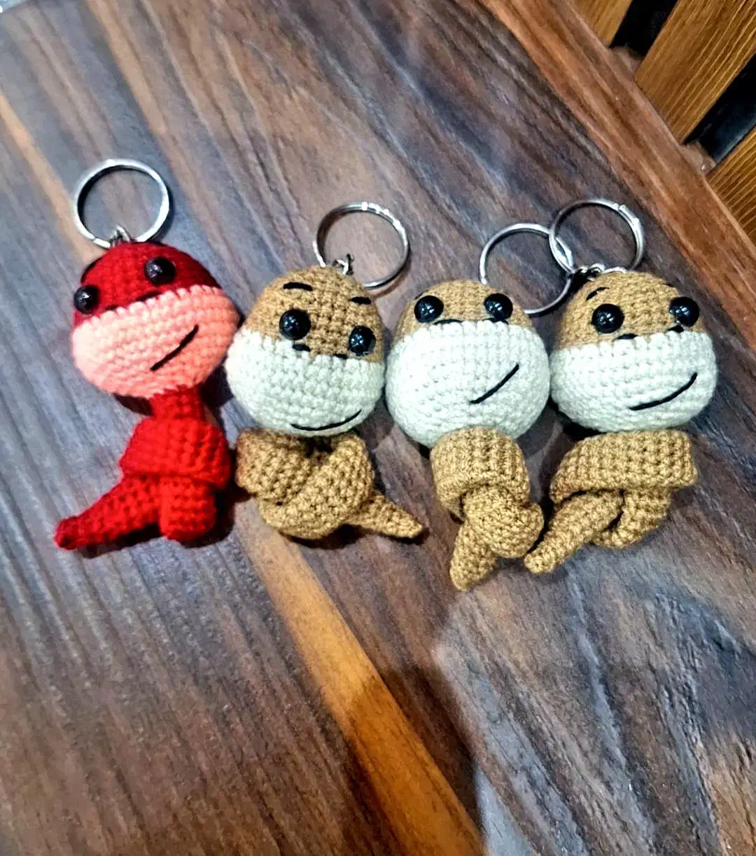 جا کلیدی بافتنی|اسباب‌‌بازی|کلاله, |دیوار