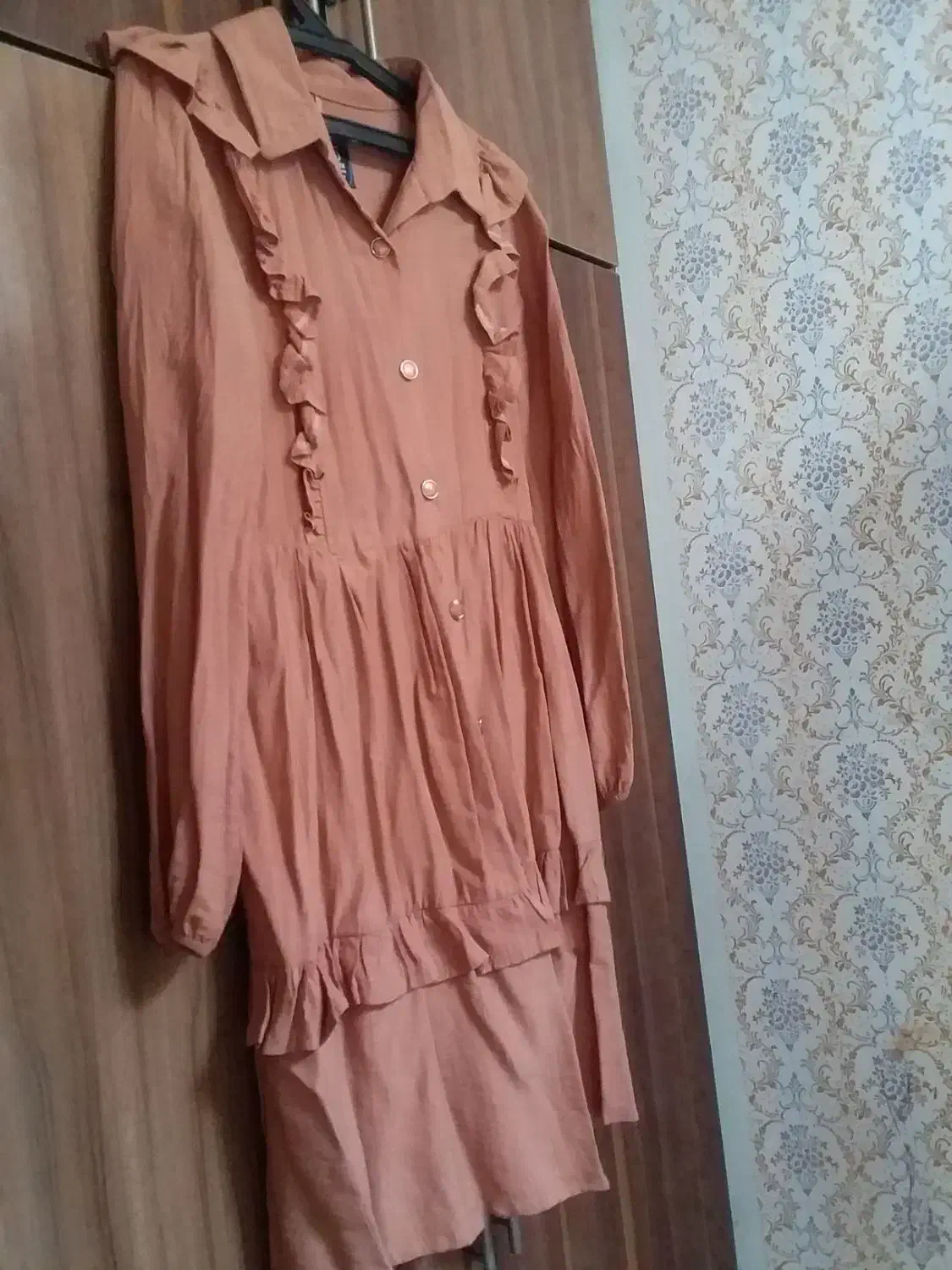 مانتو|لباس|چناران, |دیوار