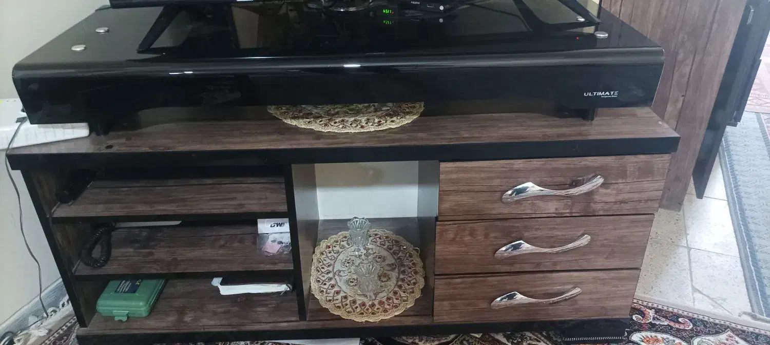 میز تلویزیون|میز تلویزیون|رباطکریم, رباطکریم|دیوار