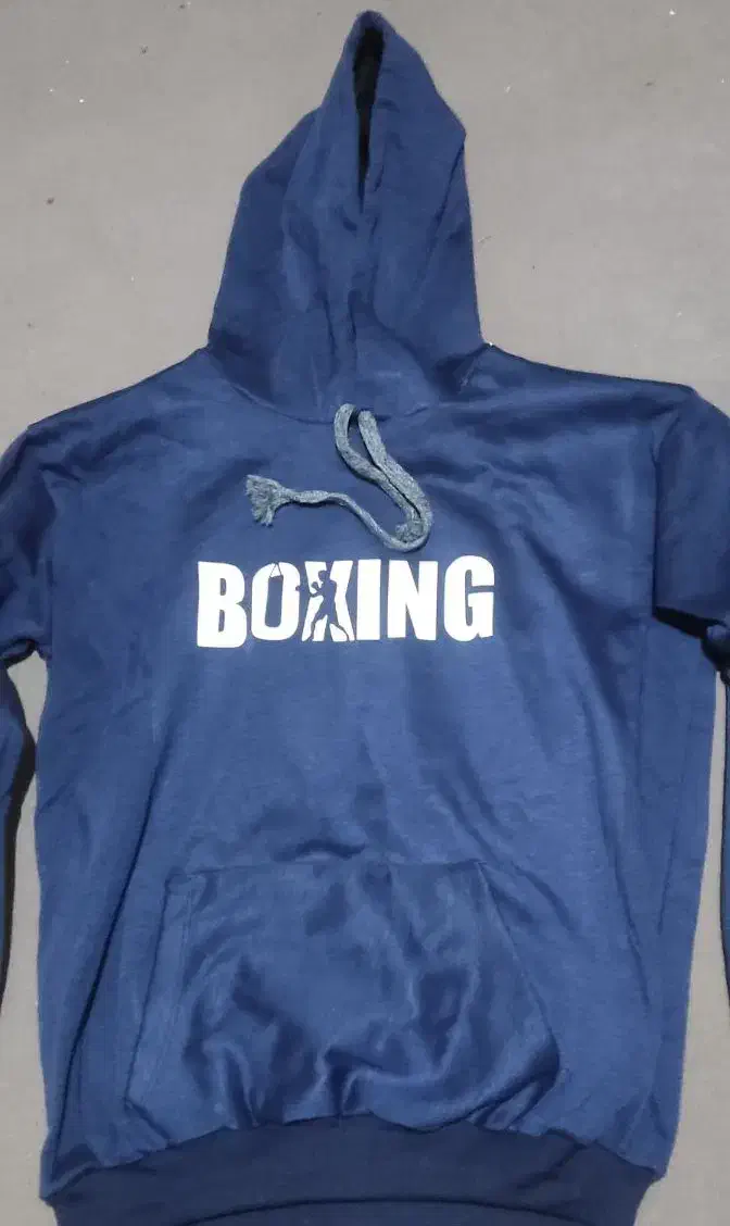 هودی|لباس|ایذه, |دیوار