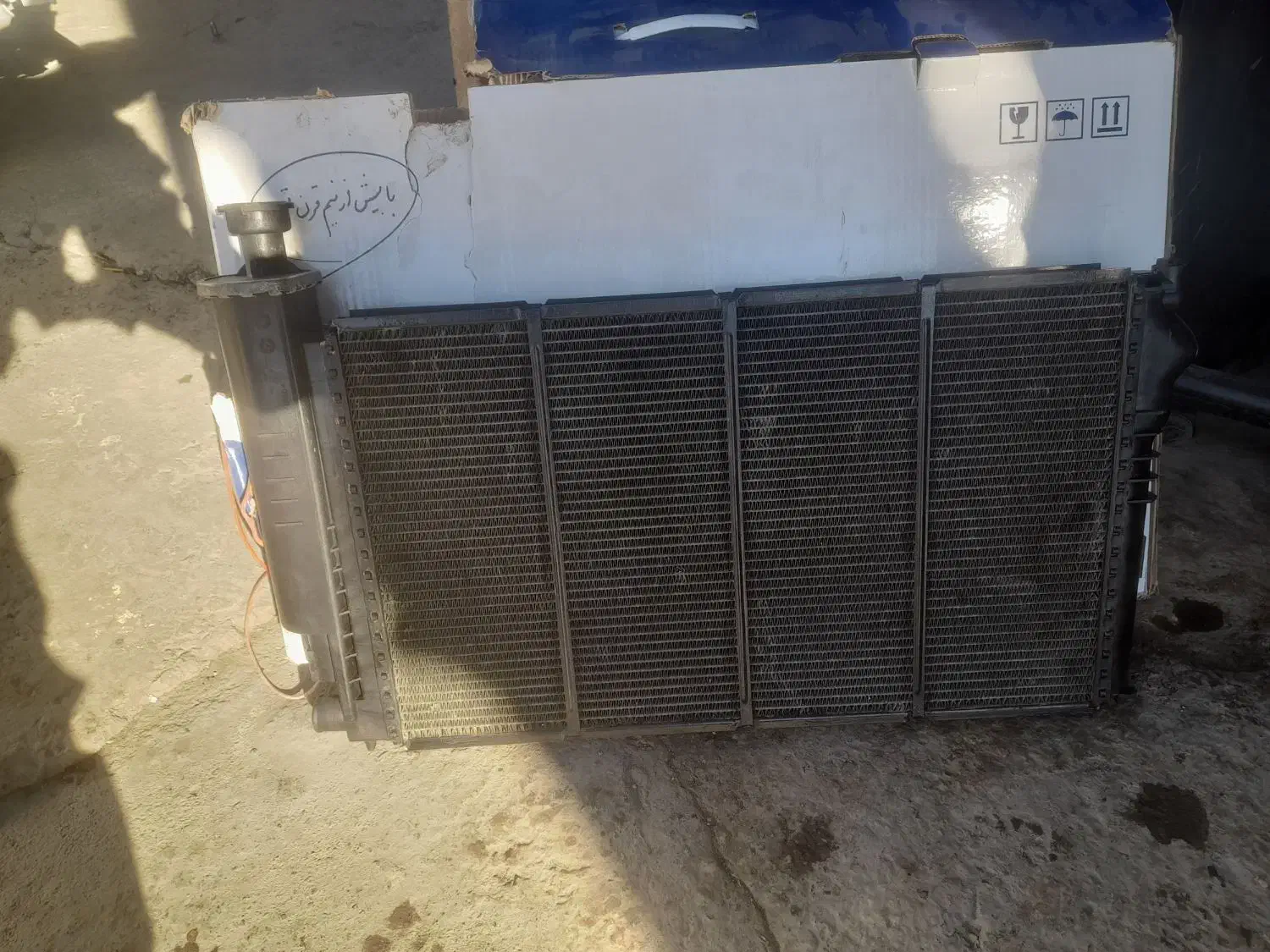 رادیاتور آب برنجه پژو و رادیاتور اریزو ۵ ،x22|قطعات یدکی و لوازم جانبی|کرمانشاه, |دیوار