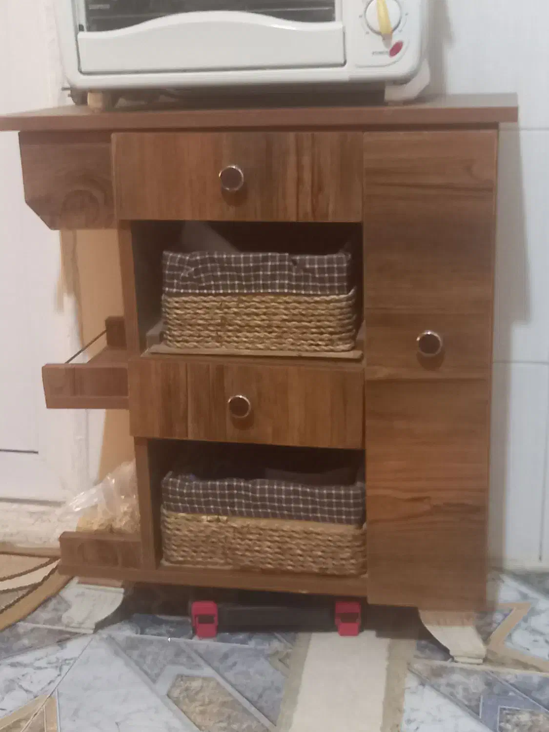 جا سیب وقاشق وادویه روعن رب|آب‌چکان و نظم‌دهنده ظروف|زاهدان, |دیوار