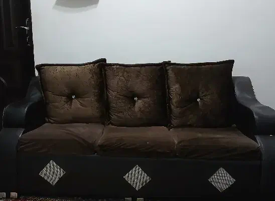 مبل|مبلمان خانگی و میز عسلی|رشت, دروازه لاکان|دیوار