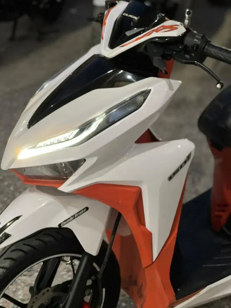 کلیک ۱۴۰۱|موتورسیکلت|شیراز, کوشک میدان|دیوار