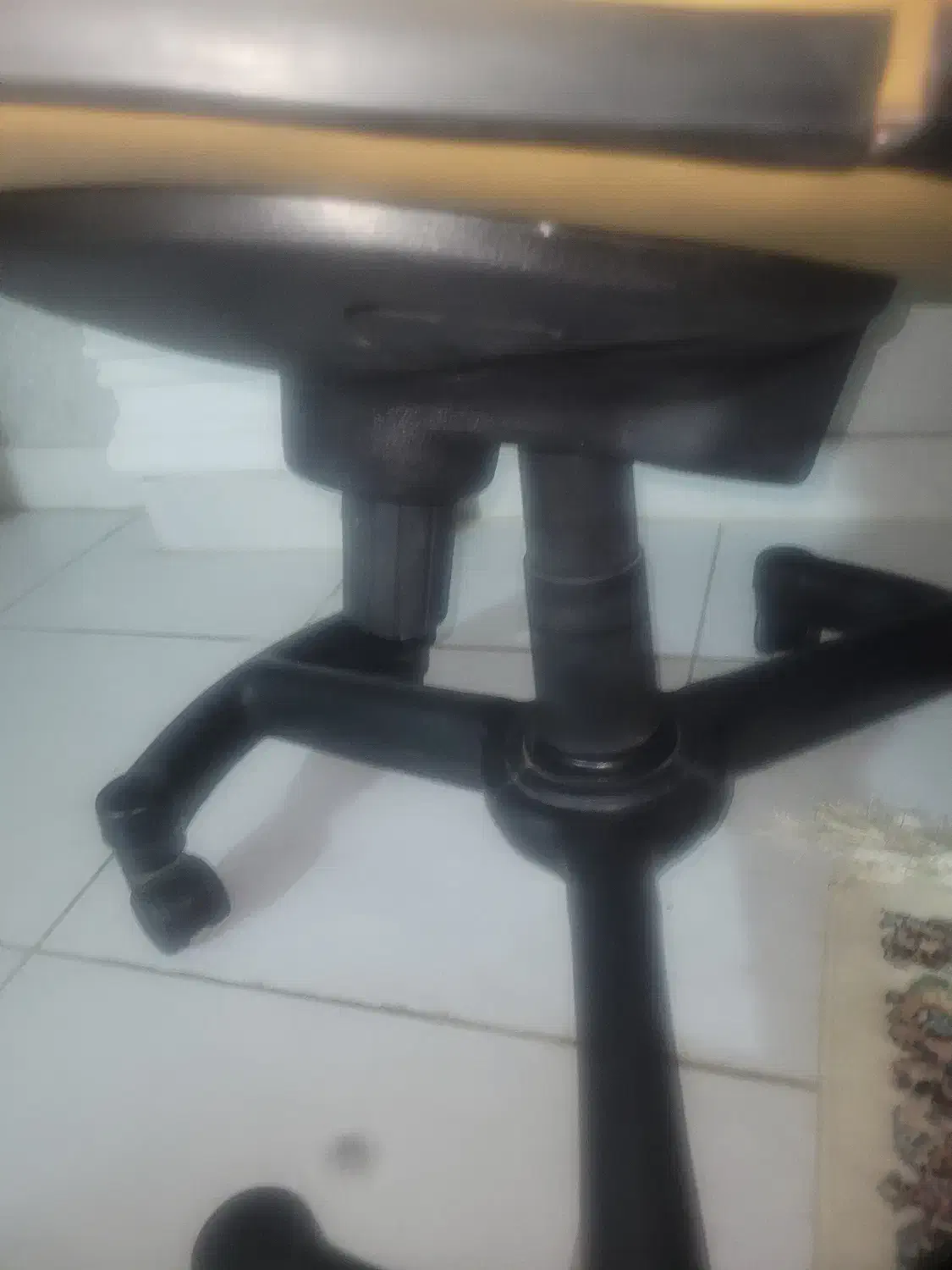 میز اداری|مبلمان اداری|لاهیجان, گلستان|دیوار