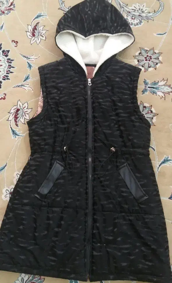 پافر مشکی زنانه|لباس|گلبهار, شهر جدید گلبهار|دیوار