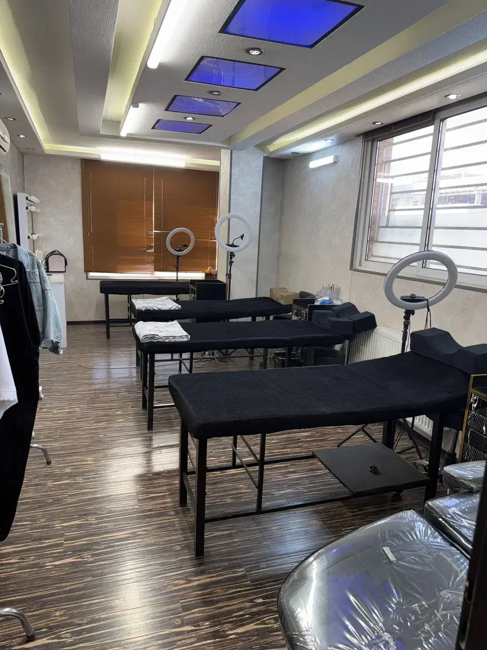 90متر اداری/سهروردی/دو اتاقه/ویو ابدی|اجارهٔ دفتر کار، اتاق اداری، مطب|اصفهان, باغ زیار|دیوار