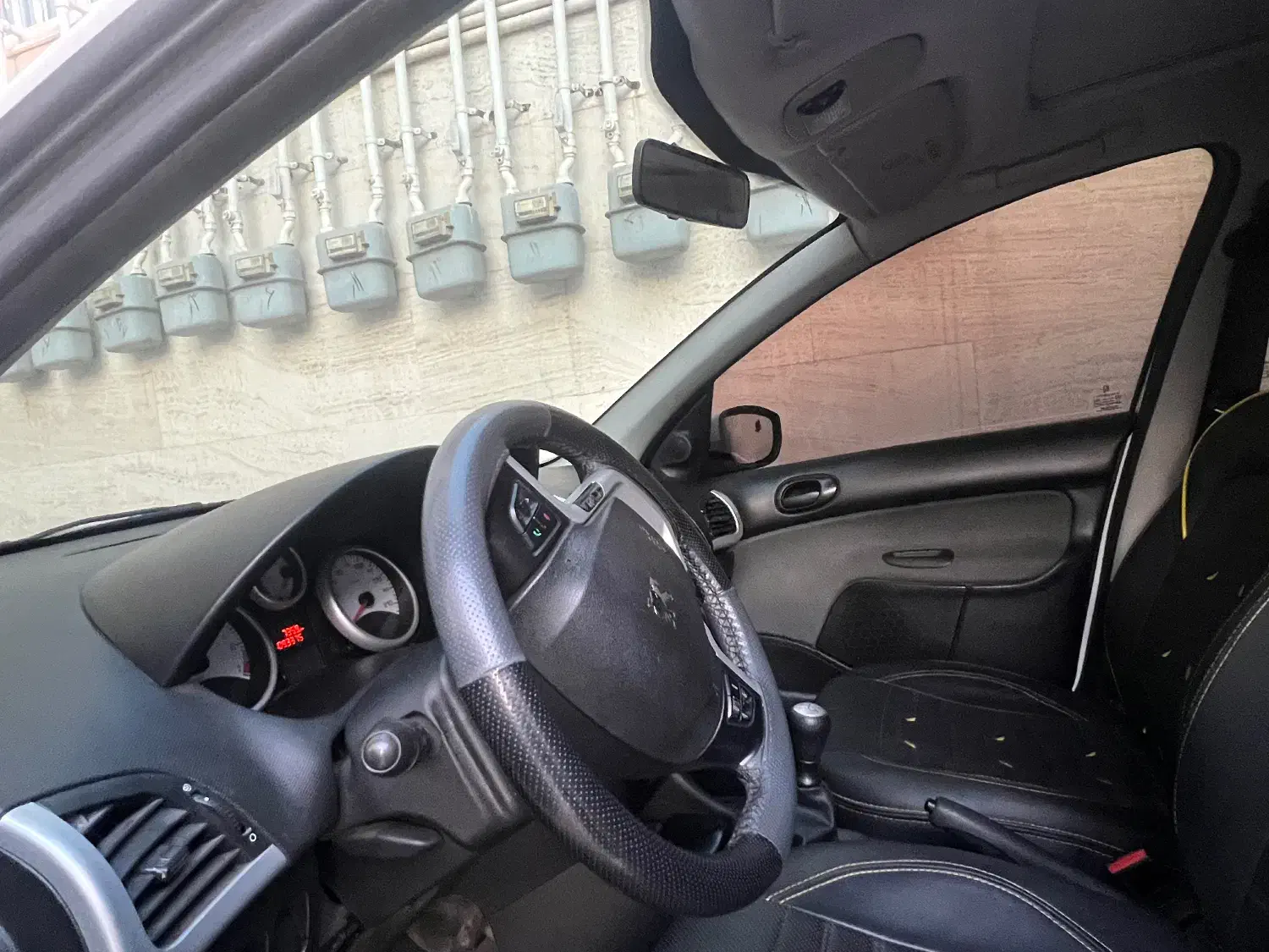 پژو۲۰۷پانا سقف شیشه ایTU5|خودرو سواری و وانت|اهواز, کیان اباد|دیوار