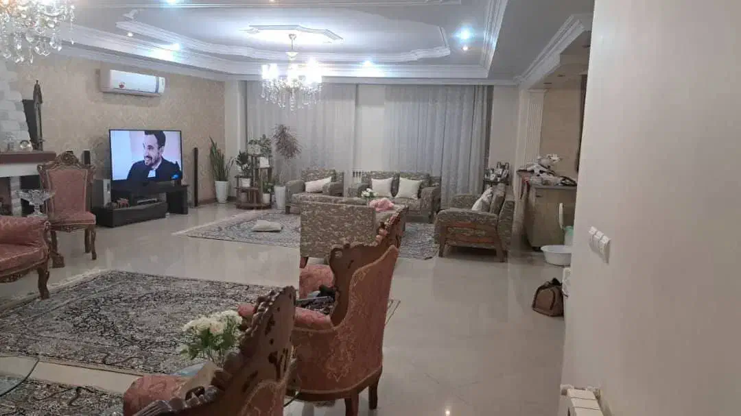 اجاره واحد 180 متری