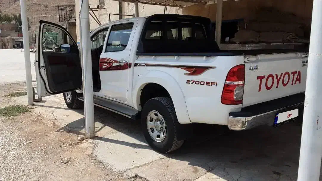 تویوتا هایلوکس 2010|خودرو سواری و وانت|شیراز, شهرک کوثر|دیوار