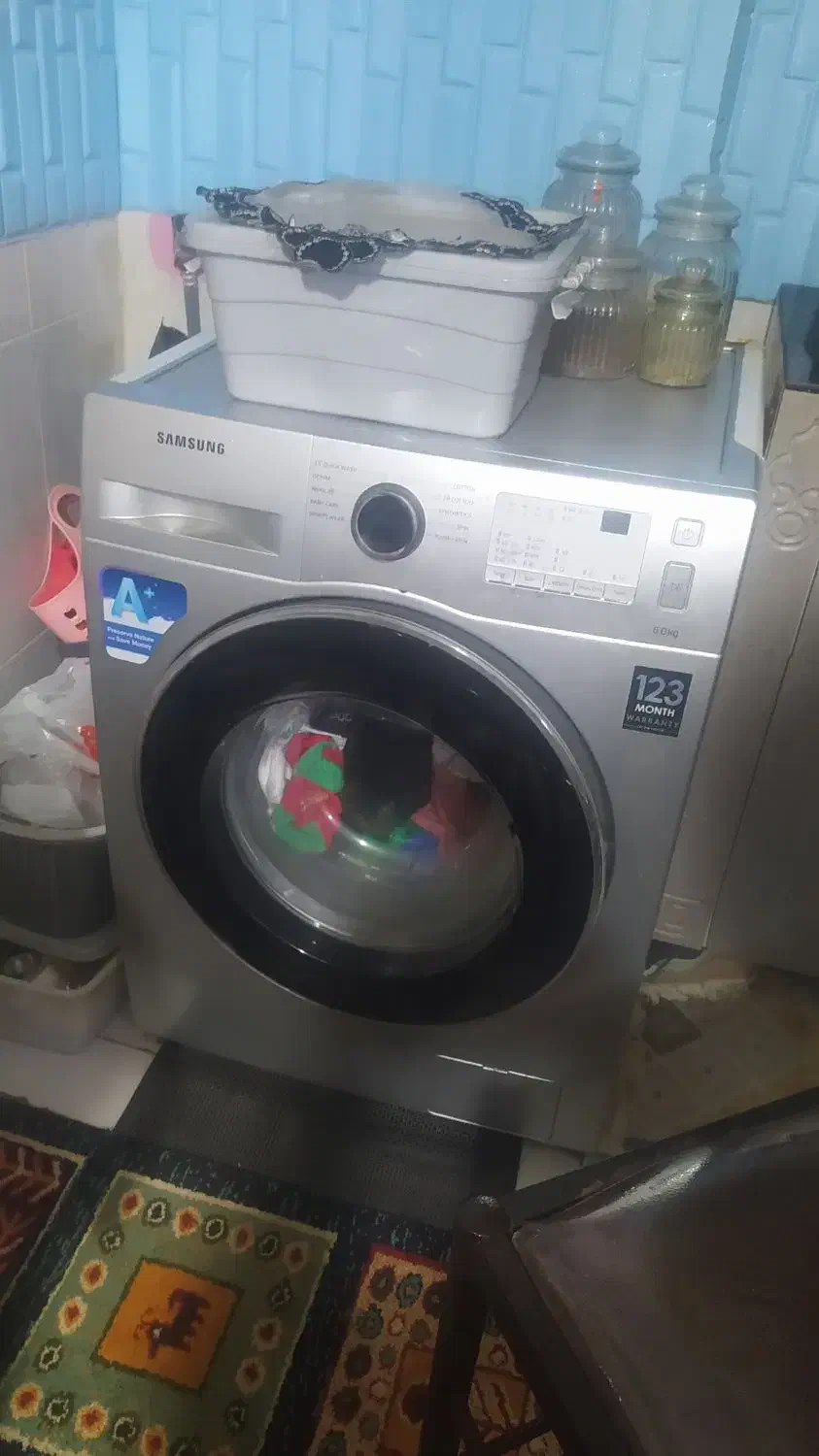 ماشین لباسشویی در حد نو|ماشین لباسشویی و خشک‌کن لباس|چابهار, |دیوار