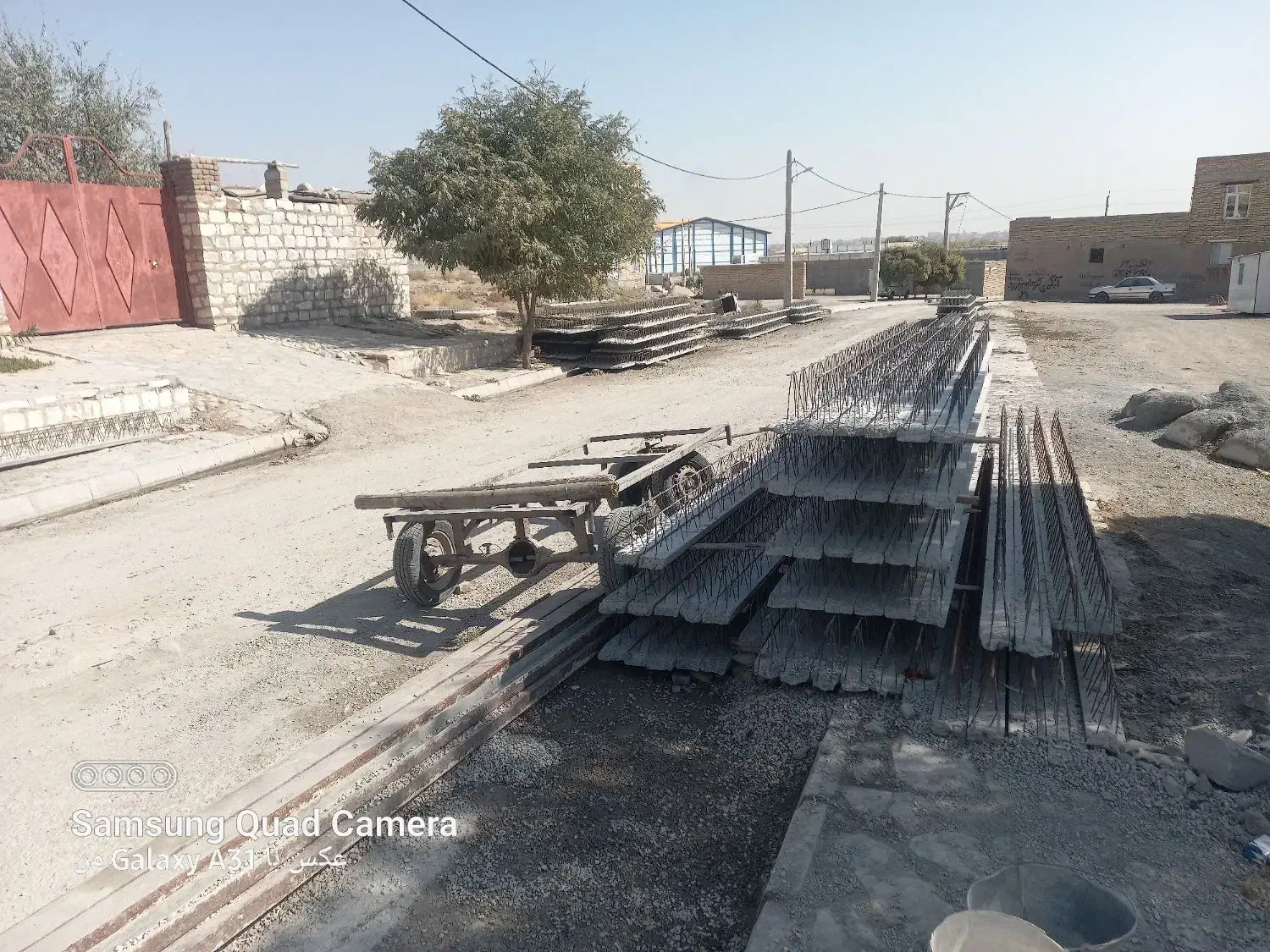 تولید انواع تیرچه و پایه فنس|مصالح و تجهیزات ساختمان|کرمانشاه, |دیوار